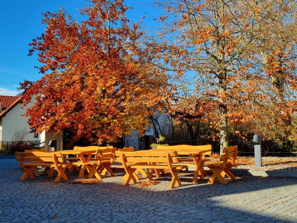 Hotel Kreuzbergbaude Beim Berzdorfer See Mit Wohlfuehl Sauna Markersdorf Luaran gambar