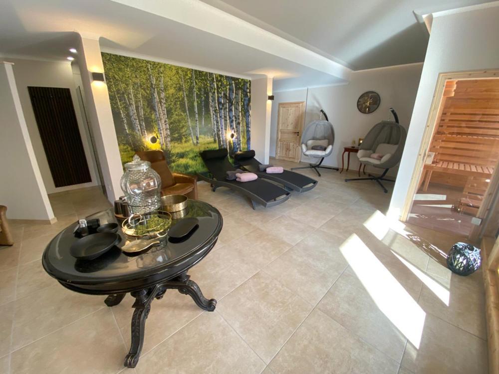 Hotel Kreuzbergbaude Beim Berzdorfer See Mit Wohlfuehl Sauna Markersdorf Luaran gambar